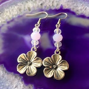 🌸2 for $24🌸 Purple Glass Flower Charm Earrings